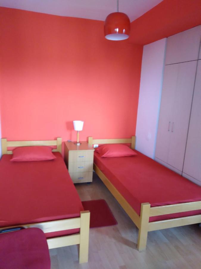 Skopje City Center Red Apartment 外观 照片